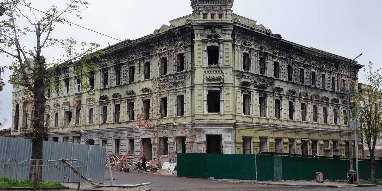 When Fear Became Survival Goodbye to Mariupol